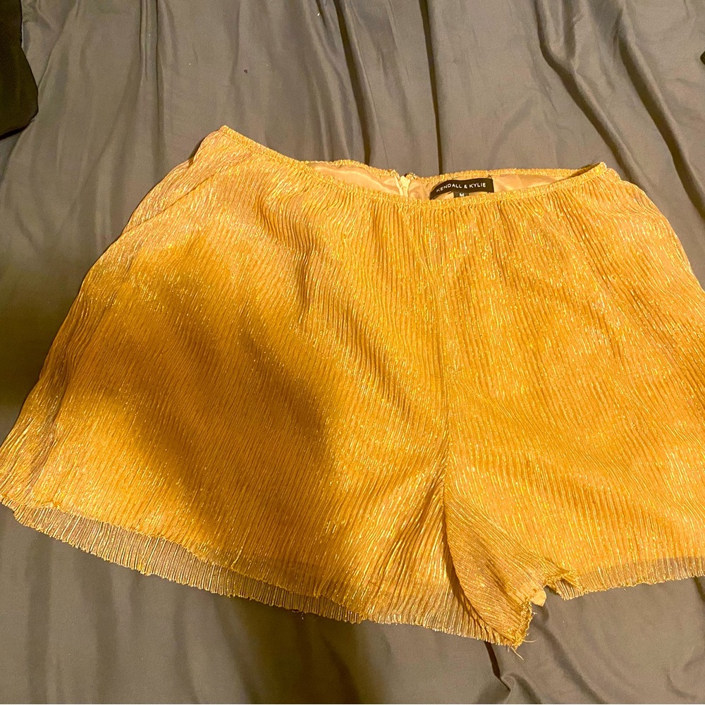 Gold shimmering shorts KENDALL AND KYLIE $15